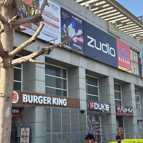 Shop In Genesis Mall