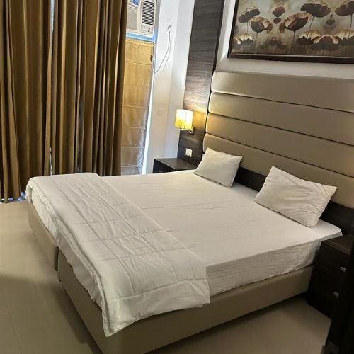 Flat In Bhiwadi